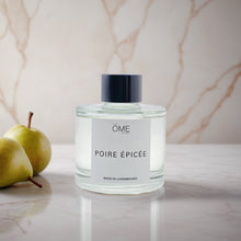 Load image into Gallery viewer, Poir Épicée Scented Candle
