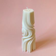 Load image into Gallery viewer, Swirl Tower Candle