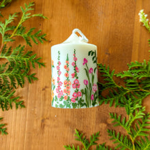 Load image into Gallery viewer, Small Pillar Candle 02