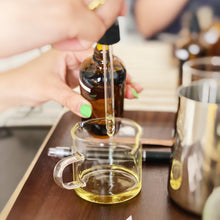 Load image into Gallery viewer, Scented Candle Workshop: Thursday 19th December 2024
